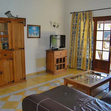 Eslanzarote Victoria, Heated Pool, Super Wifi, Sat Tv *