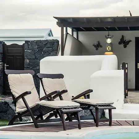 Eslanzarote Victoria, Heated Pool, Super Wifi, Sat Tv Villa *
