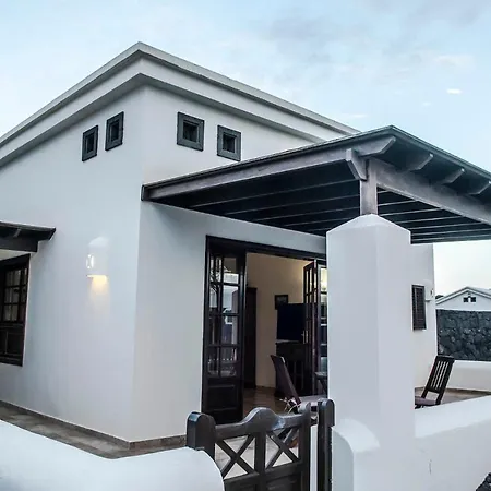 Eslanzarote Victoria, Heated Pool, Super Wifi, Sat Tv Villa Playa Blanca