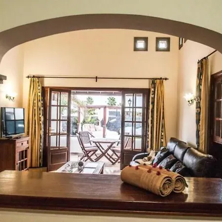 Eslanzarote Victoria, Heated Pool, Super Wifi, Sat Tv *