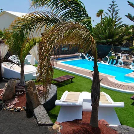 Villa Eslanzarote Victoria, Heated Pool, Super Wifi, Sat Tv Playa Blanca